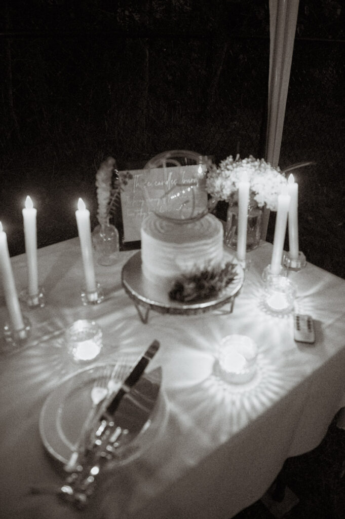 Sudbury backyard wedding cake on display. 